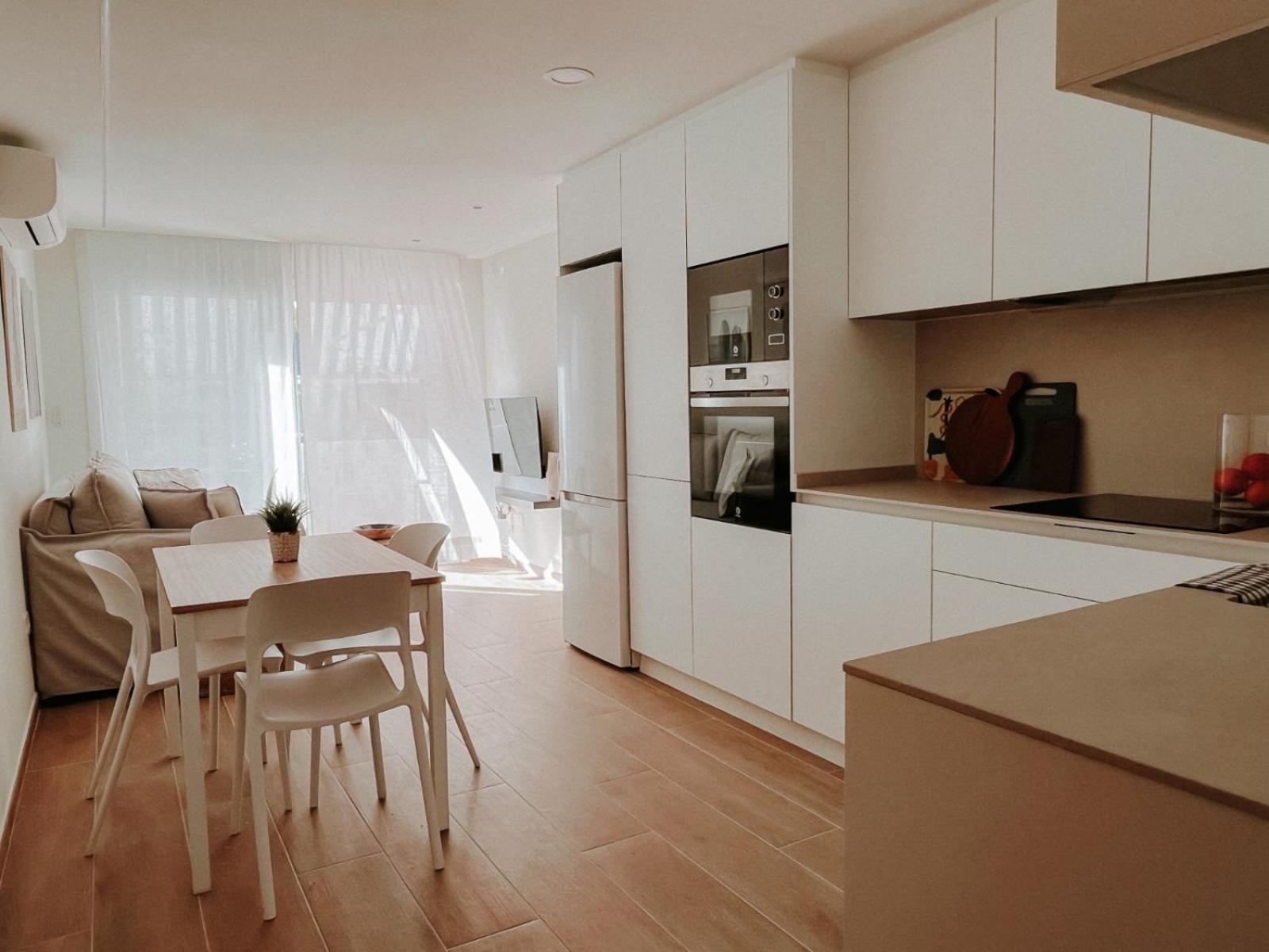 Femina Blue Apartment กัมบริลส์ ภายนอก รูปภาพ