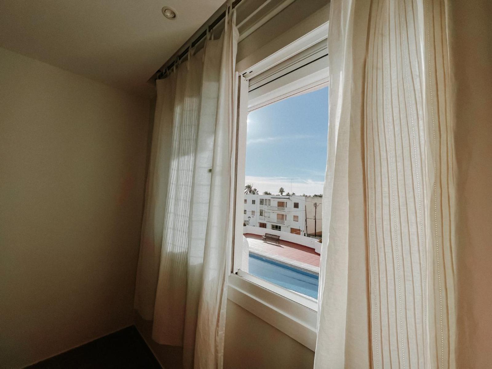 Femina Blue Apartment กัมบริลส์ ภายนอก รูปภาพ